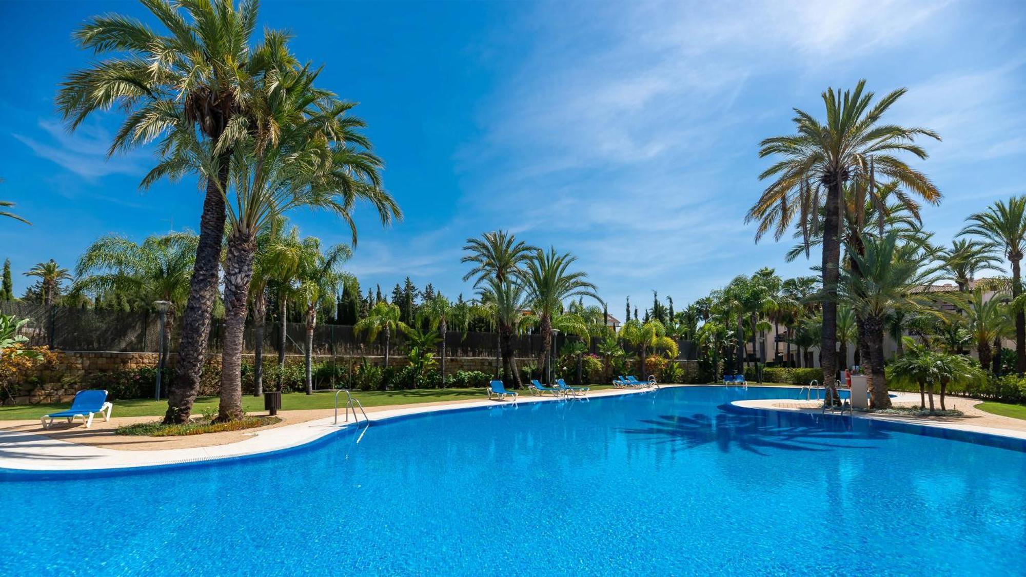 Vacation Marbella I Private Heated Swimming Pool, Walking Distance To Puerto Banus, Security 24-7, Bbq, Wifi Appartement Buitenkant foto